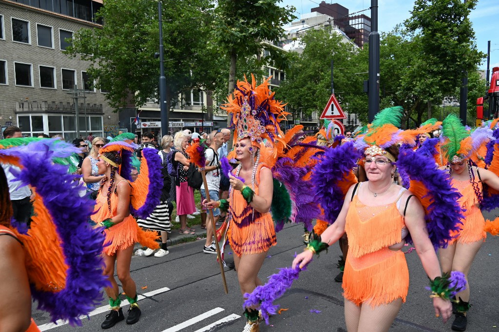 ../Images/Zomercarnaval 2024 260.jpg
